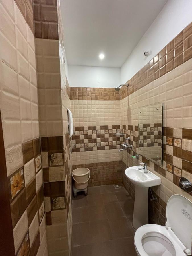 Shree Krishna Hotels Amritsar Bagian luar foto